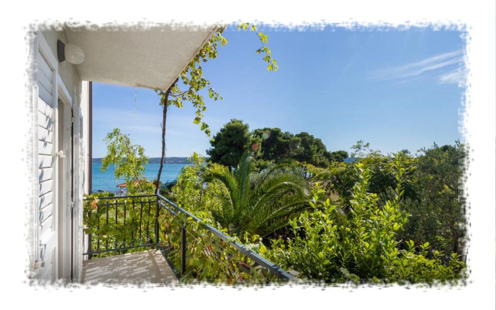 Hostel Oktarin Kaštela الغرفة الصورة