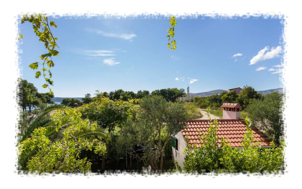 Hostel Oktarin Kaštela الغرفة الصورة