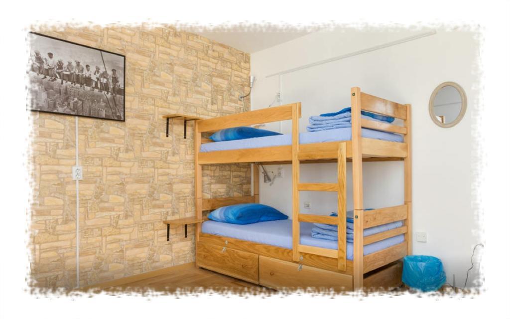 Hostel Oktarin Kaštela الغرفة الصورة