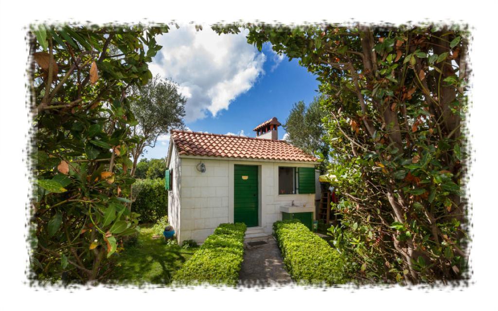 Hostel Oktarin Kaštela المظهر الخارجي الصورة